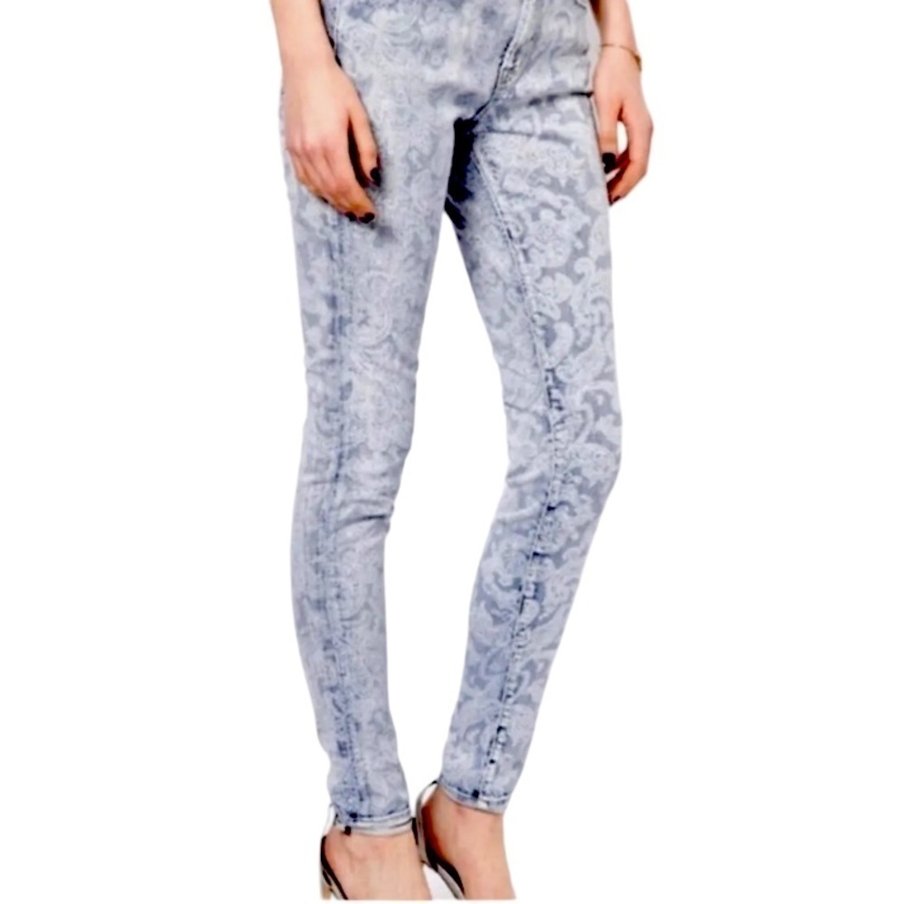 J.Brand Skinny Leg Paisley Light Wash Jeans Size 29